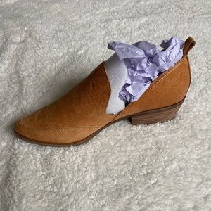 NWB Lucky Brand Leather Mahzan Loafers